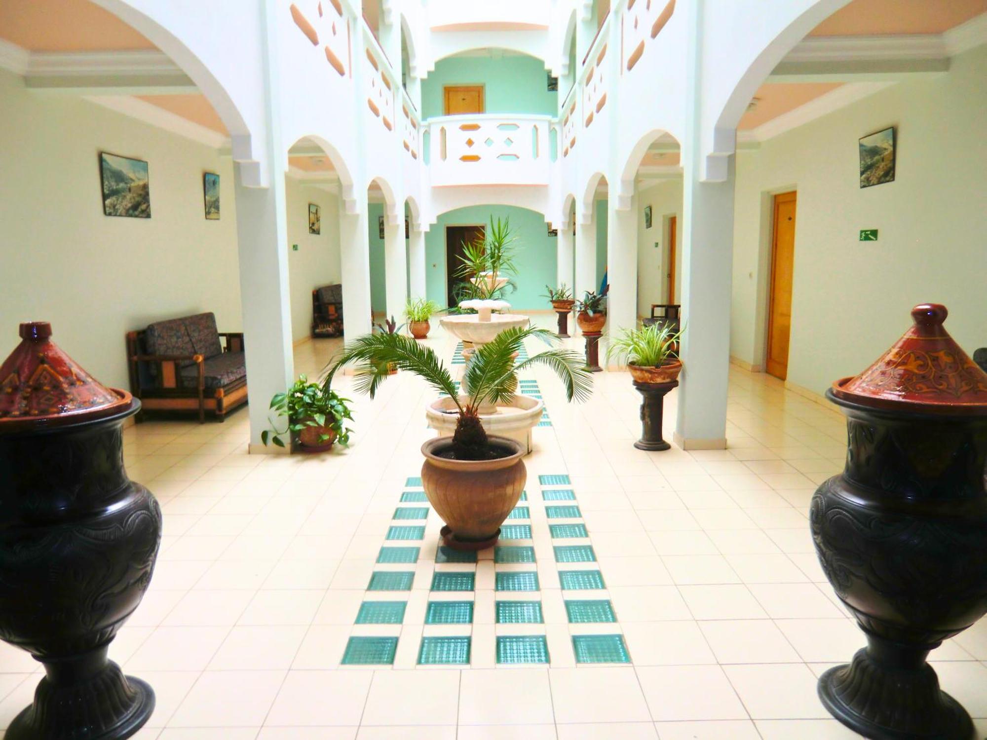 Hotel Aladarissa Ait Baha Ait Taksimt Экстерьер фото